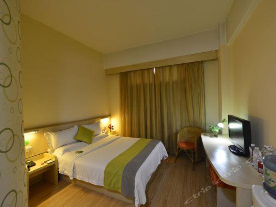 City Star Ji Feng Branch Kunming Exterior photo