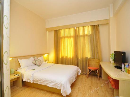 City Star Ji Feng Branch Kunming Exterior photo